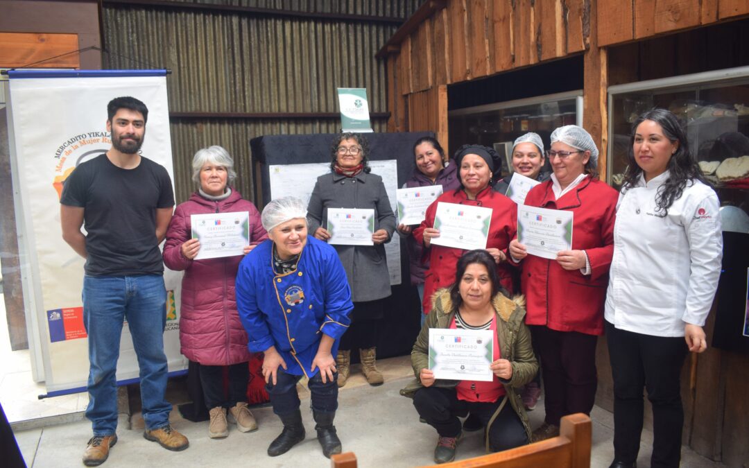 Con un encuentro lleno de saberes y sabores, finalizamos el curso de “Culinaria Tradicional Costera” en Toltén