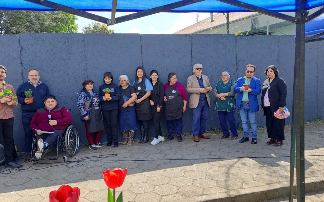 Feria Pewu de la Mesa de Mujeres Rurales de Temuco vuelve a los pastos de la UFRO